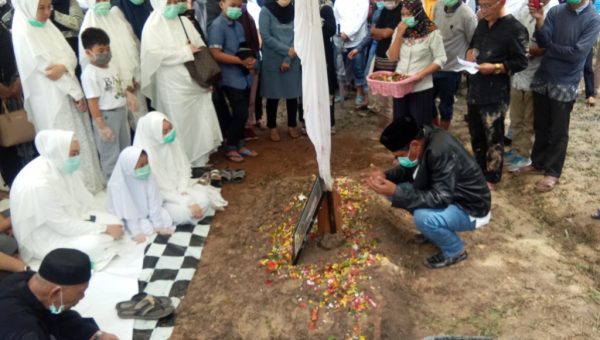Ini Perjalanan Riwayat Hidup Almarhum Mantan Bupati Konsel