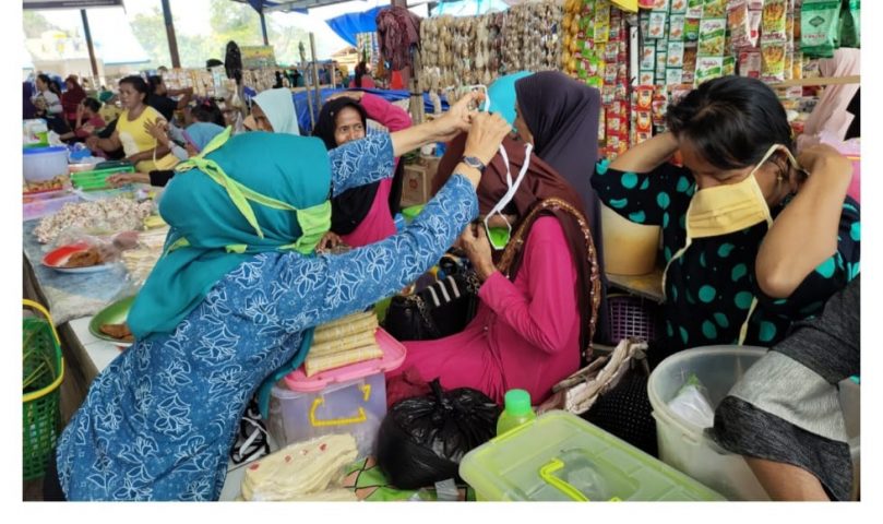 Antisipasi Covid19, menggandeng PKK dan Kaum Perduli Umat, Pemda Butur bagi masker