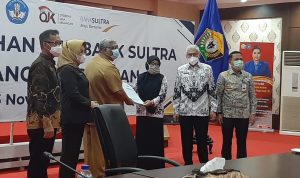 Tingkatkan Mutu Pendidikan, Bank Sultra Salurkan CSR Sebesar Rp. 200 Juta