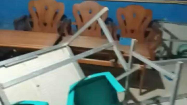 Posko Paslon Rapi Diserang dan Dirusaki Sekelompok Orang