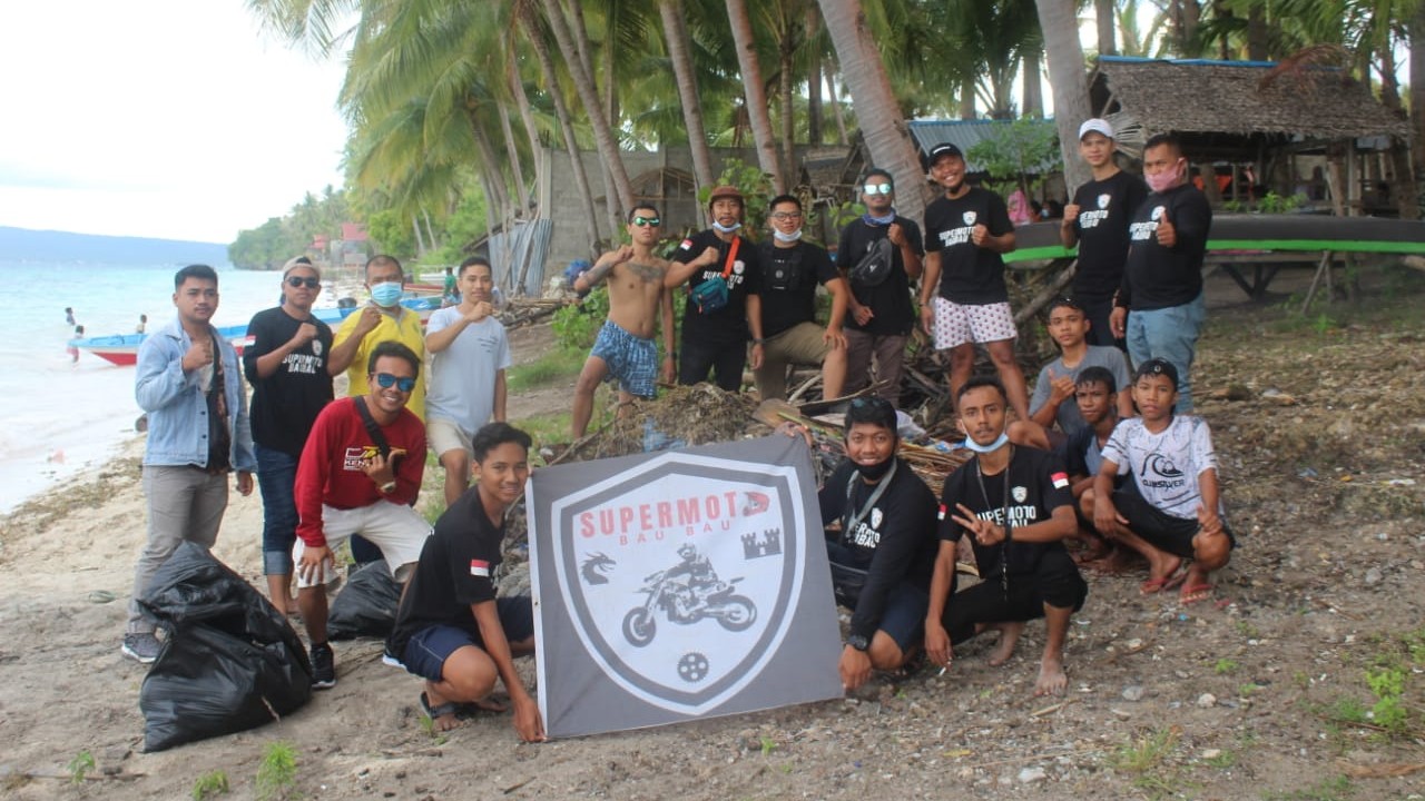 Super Moto Baubau (SMOB)