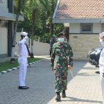 Jajar kehormatan valref saat menerima kunjungan komandan PMPP