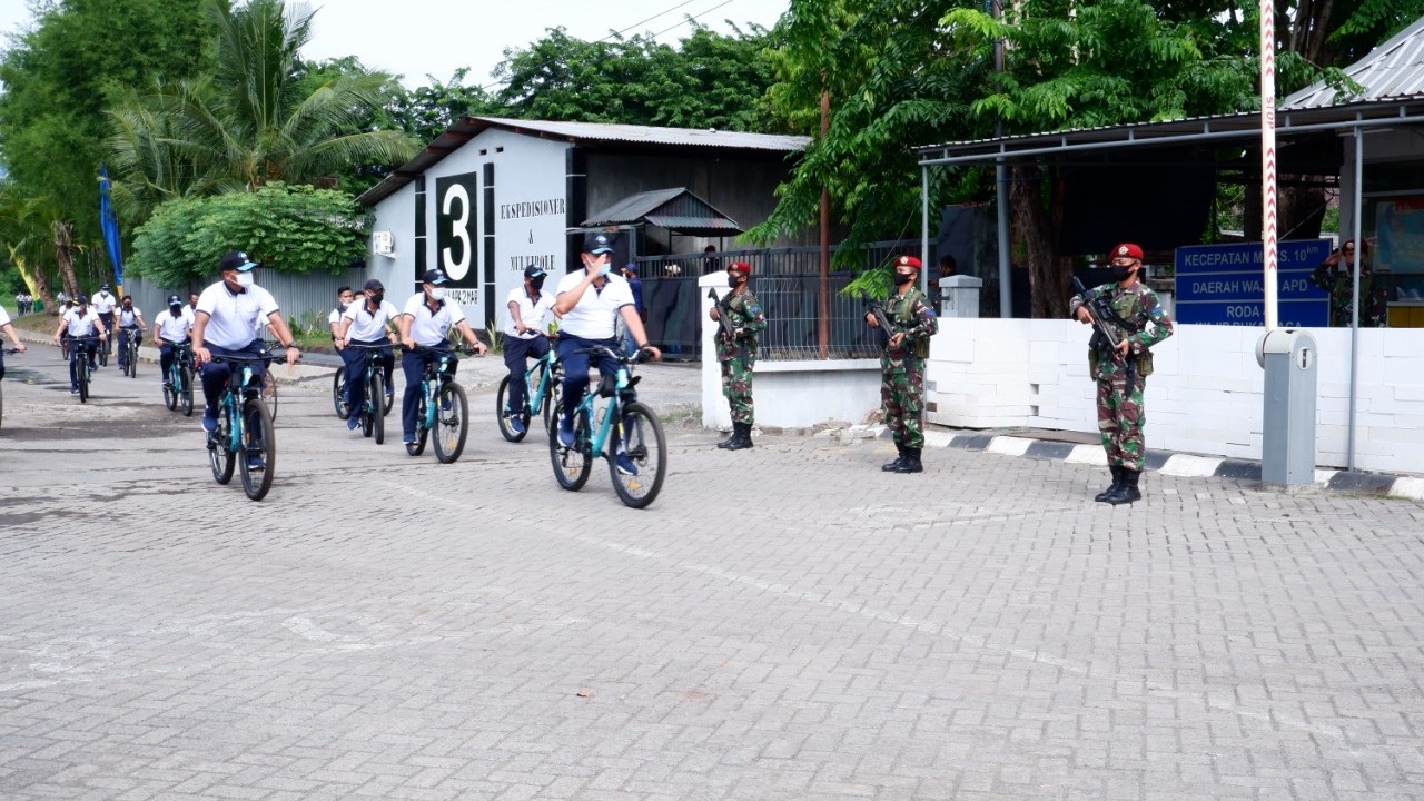 KASAL bersepeda dan mengunjungi Mako Puskopaska