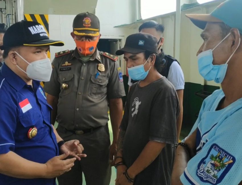 BNN) Kabupaten Kolaka Sulawesi Tenggara (Sultra) menggelar operasi senyap di dalam kapal motor penumpang (KMP) rute Kolaka - Bajoe