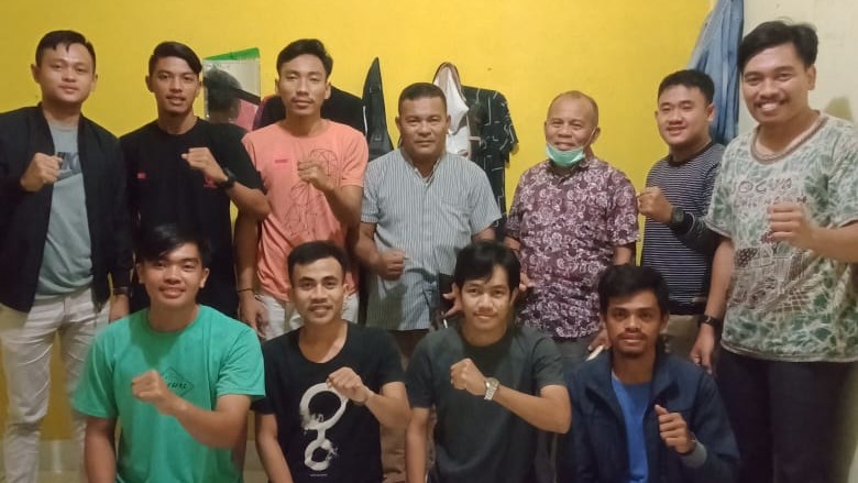 Mahasiswa yang terhimpun dalam Aliansi Mahasiswa Wawonii (AWM)