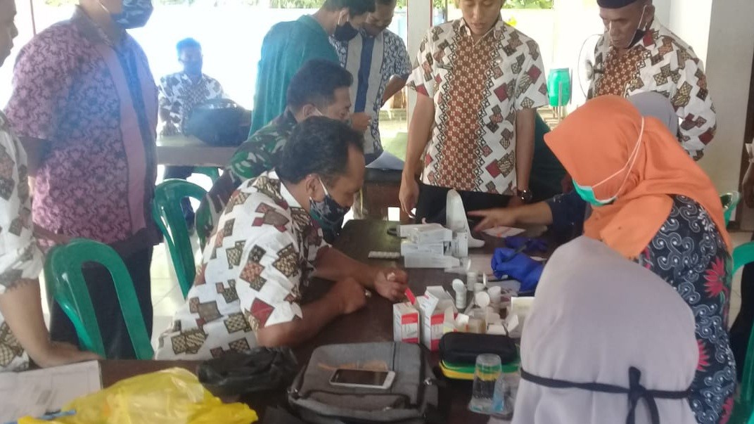 Posbindu yang didampingi oleh babinsa