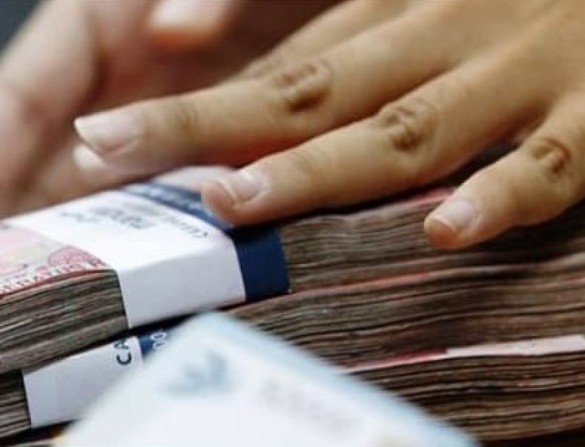 Masih Mengemis Anggaran di Pusat, Gubernur Diminta Kreatif Cari Sumber PAD