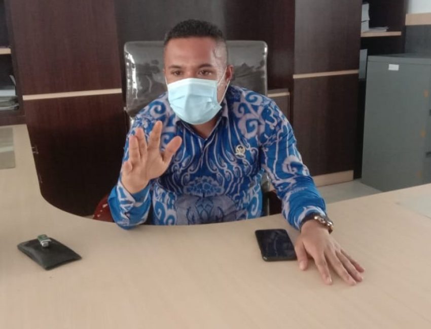 Rajab Jinik Ingatkan Jangan Gunakan Golkar untuk Kepentingan Pribadi