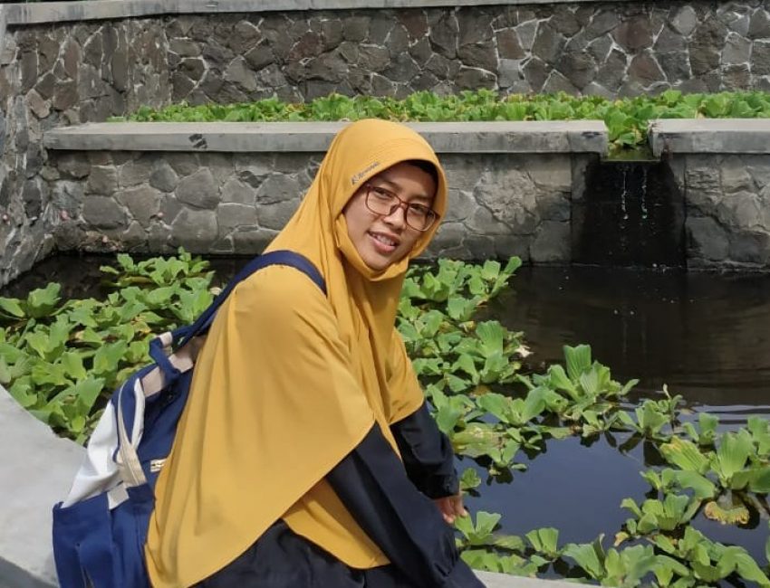 Listyani (Aktivis Komunitas Muslimah Rindu Surga Bandung)