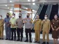 Kapolda Sultra, Irjen Pol Yan Sultra foto bersama Bupati, Wakil Bupati Konsel beserta pimpinan Forkopimda usai melaksanakan kunjungan kerja