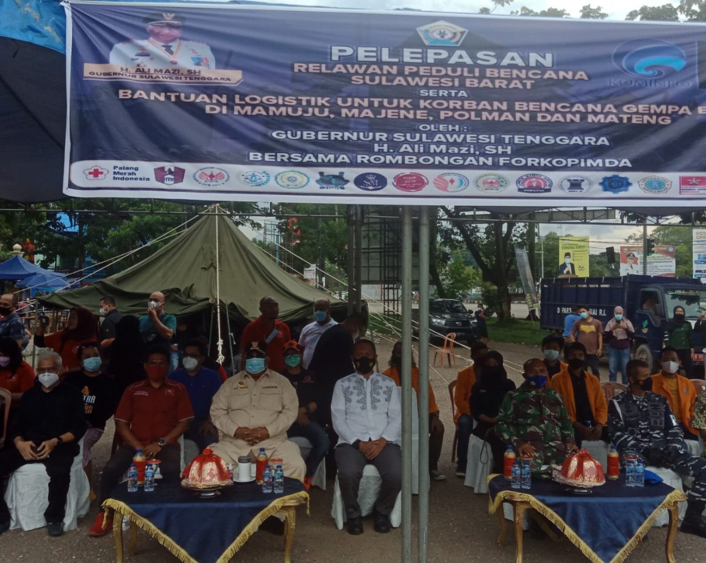 Gubernur Lepas Relawan Peduli Bencana ke Sulbar