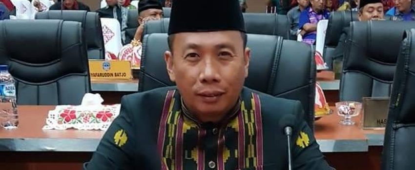 Ketua DPRD kabupaten Kolaka Syaifullah Halik