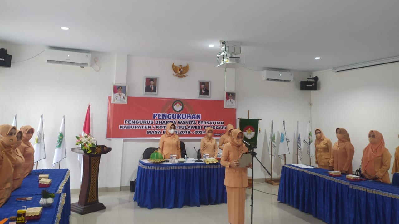 Pengukuhan anggota Dharma wanita di 8 Kabupaten secara virtual