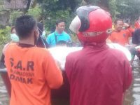 KOKAM Demak tergabung dalam SAR Muhammadiyah turun ke air