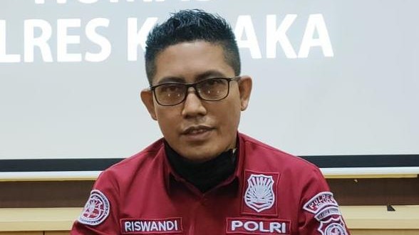 Bripka Riswandi Paur Humas Polres Kolaka.
