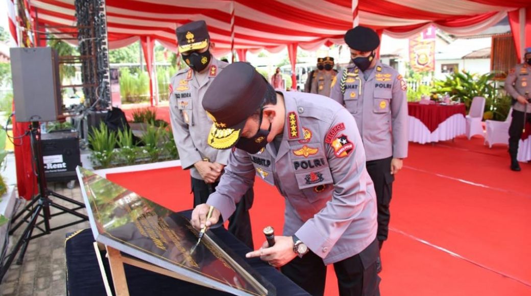 Kunker ke Palembang, Kapolri Resmikan Ini