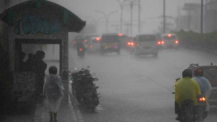 Hari ini, 17 kab / kota se Sultra Hujan
