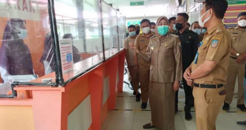 Pasca Dilantik, Pj Bupati Konsel Gelar Sidak dan Cek Pelayanan Publik
