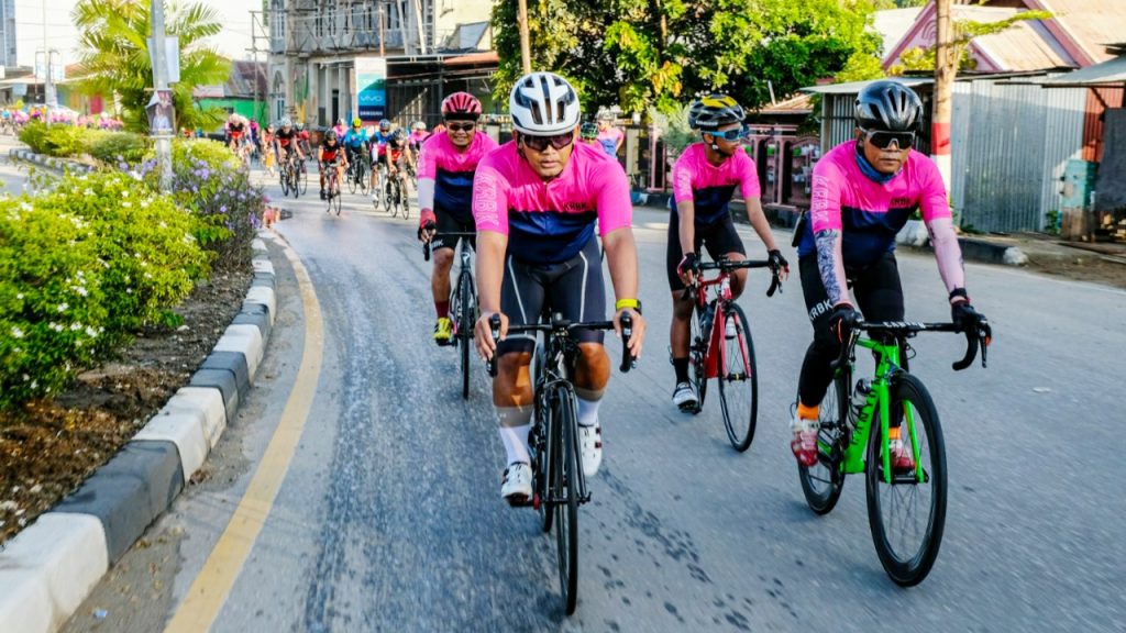 Komunitas Road Bike Kendari, Tour Kolaka-Kendari : Event Lokal Rasa Nasional