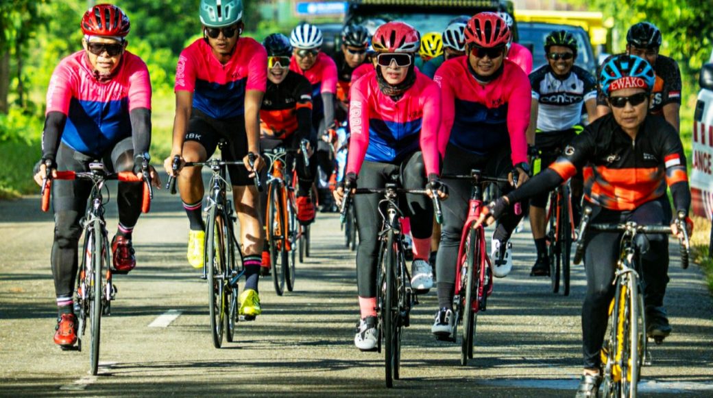Komunitas Road Bike Kendari, Tour Kolaka-Kendari : Event Lokal Rasa Nasional