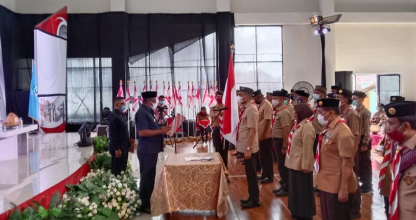 Samahuddin Lantik PAW Kwarcab Buton Tengah
