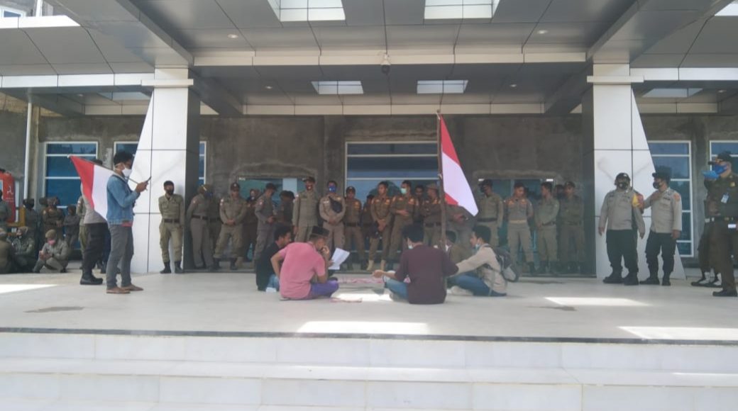 Gelar Unjuk Rasa, FRSBW Minta Jangan Ada Poin Titipan Dalam RTRW