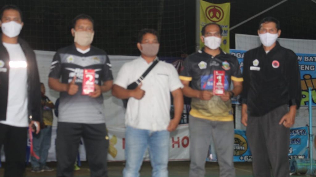 Para pelatih peserta putaran pertama lalu