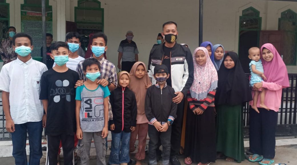 Jelang Idul Fitri, Forum Stakeholder Baubau Berbagi Santunan ke Panti Asuhan