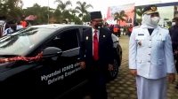 HUT ke 190, Wali Kota Kendari Resmi Launching Mobil Listrik