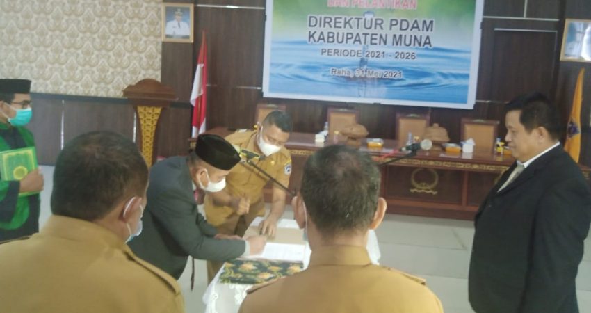 Dirut PDAM Lama Kembali Dilantik, Bupati Muna Minta Kedepankan Nilai Kemanusiaan