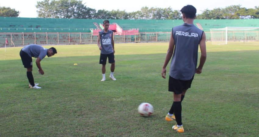 Dua Pemain Sayap Gabung, Persijap Fokus Latihan Fisik Pemain