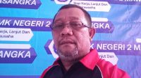 MUCHLIS, M.Pd (Kepala SMK Negeri 2 Mawasangka)