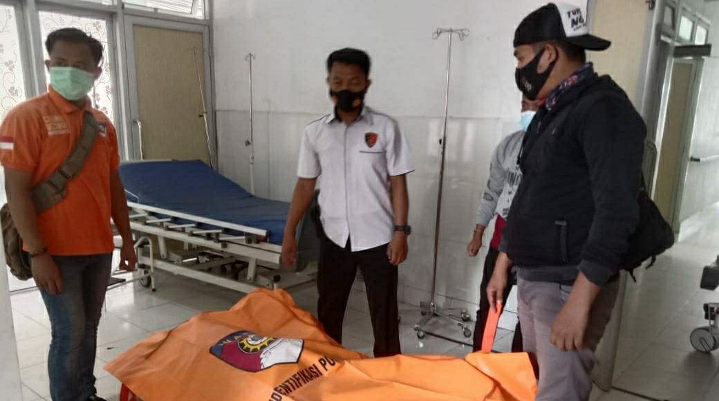 Diurut Tradisional Kesan Pengobatannya Tidak Memuaskan, Seorang Pria Tewas Ditangan Tetangganya