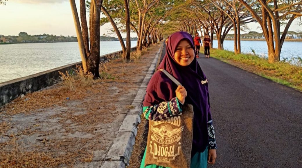 Honor Ratusan Juta Diambil dari Pemakaman Korban Covid-19