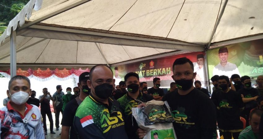 Jumat Berkah: ASR Salurkan Paket Sembako Bagi Masyarakat Terdampak Pandemi