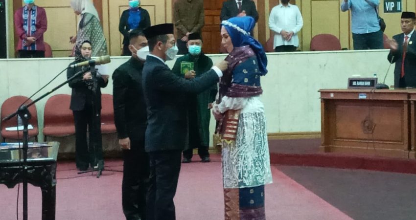 Lantik Sarlinda Moke, Nursalam Lada: Secepatnya Sesuaikan dengan Tugas Barunya
