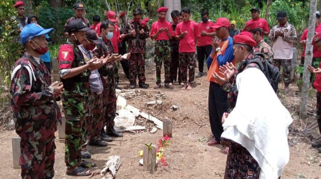 KOKAM Jepara Ziarah Ke Makam Ali Rosyid di Plajan