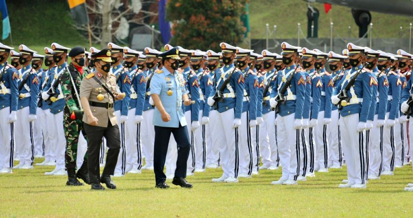 Diwisuda Kapolri dan Panglima TNI, 982 Taruna Akpol dan Akmil Lulus Pendidikan Dasar