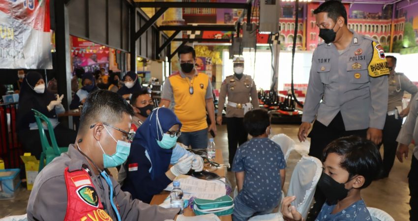 Tingkatkan Herd Immunty Anak, Polres Pekalongan Kota Gelar Vaksinasi