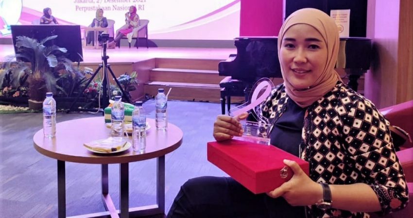 Terima Penghargaan dari Kementerian Perempuan, Ulfiah: Motivasi untuk Terus Berkontribusi