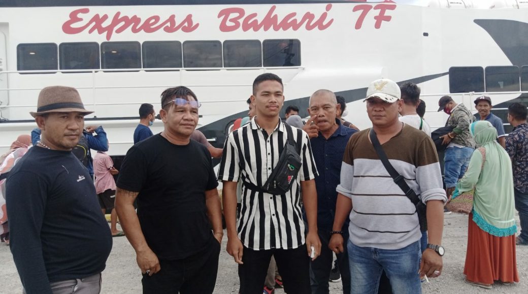 Raih Dua Medali Emas, Karateka Berprestasi Asal Mubar Pulkam Tanpa Sambutan