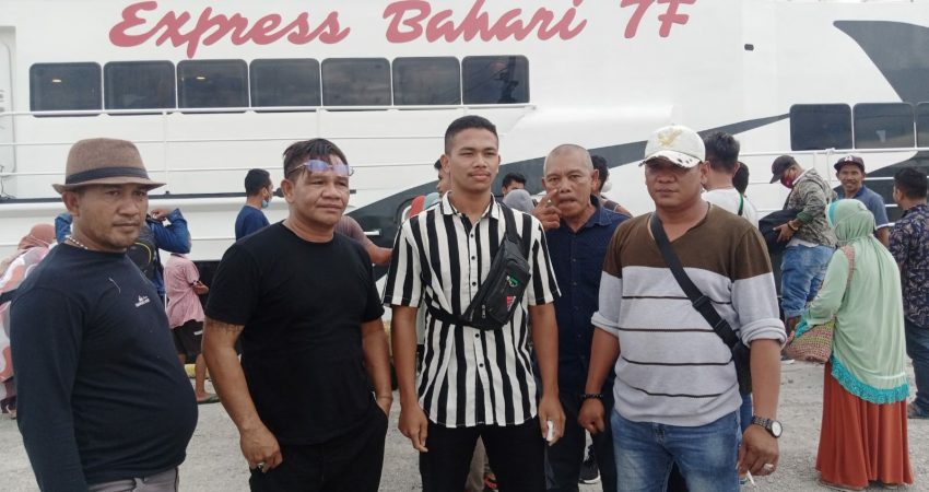 Raih Dua Medali Emas, Karateka Berprestasi Asal Mubar Pulkam Tanpa Sambutan
