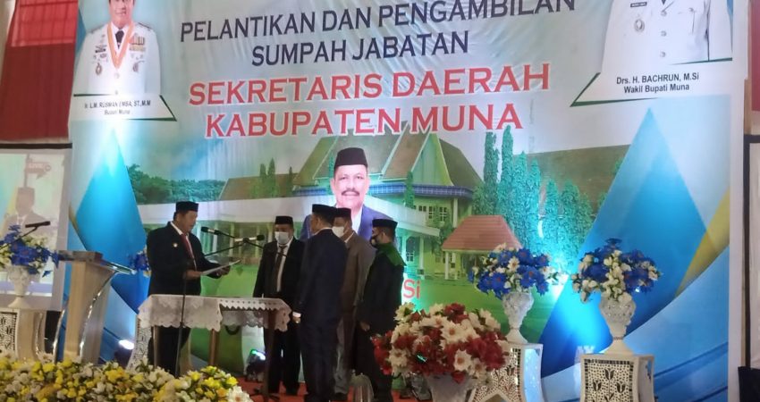 Eddy Uga Resmi Jabat Sekda Definitif, Bupati Muna Harap Lakukan Konsolidasi