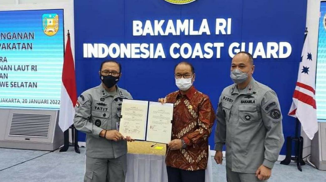 Bupati Konsel Teken MoU dengan Bakamla RI Terkait Pembangunan SPD di Moramo Utara