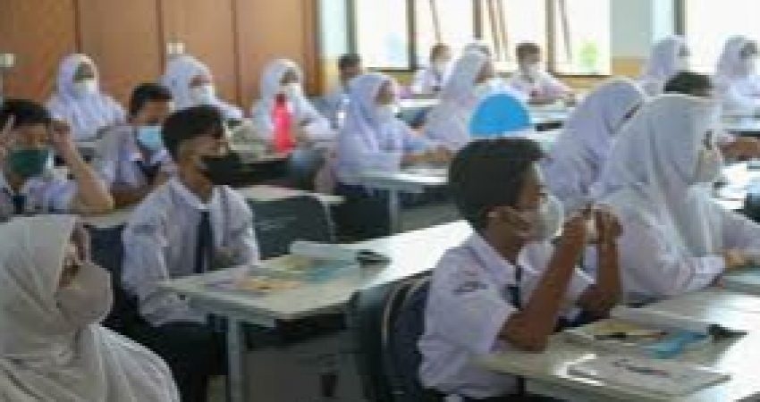 Pemerintah Setujui PTM Terbatas Bagi Daerah PPKM Level II