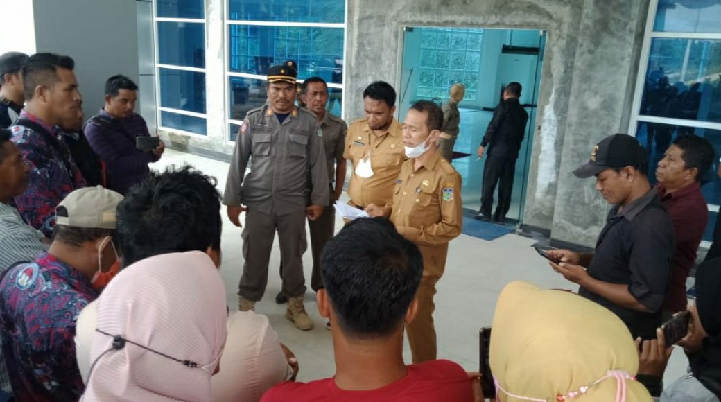 Polemik Pemberhentian Perangkat Desa di Konkep Temui Titik Terang