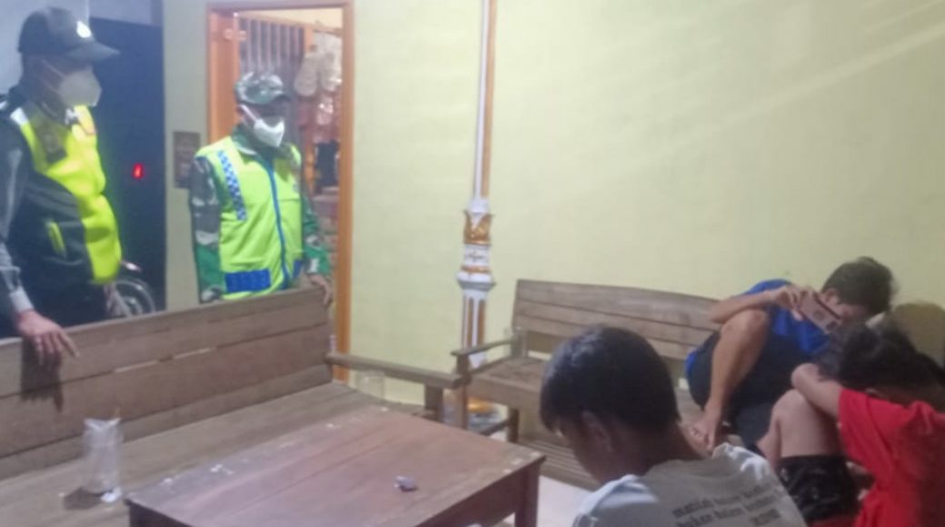 Patroli PPKM, Polsek Cepiring Jaring Lima Pelanggar Prokes