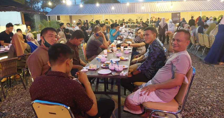 Jalin Keakraban, KUPP Kelas III Kolaka Gelar Bukber bersama Wartawan