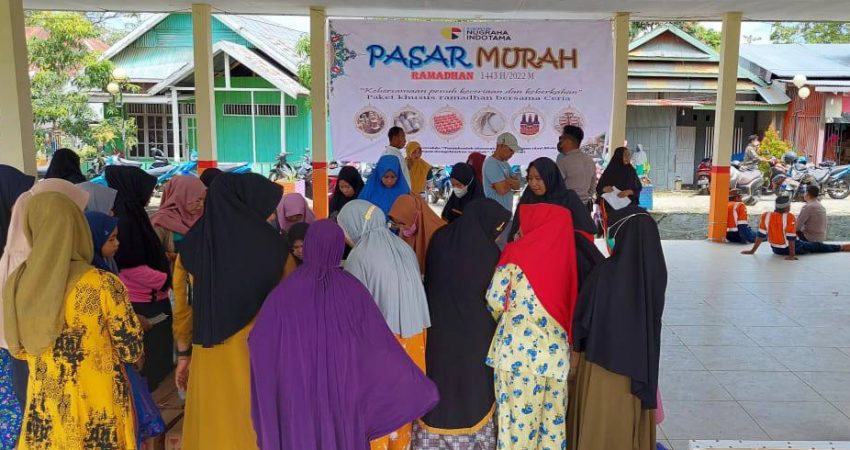 PT CNI Gelar Pasar Murah di Kecamatan Wolo