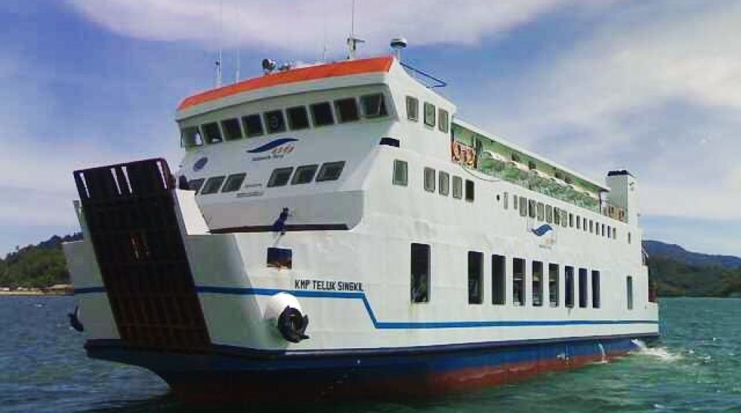 Arus Mudik Meningkat, Pelabuhan Torobulu Kerahkan 3 Unit Kapal Ferri